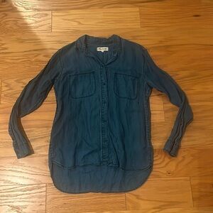 Madewell linen chambray top